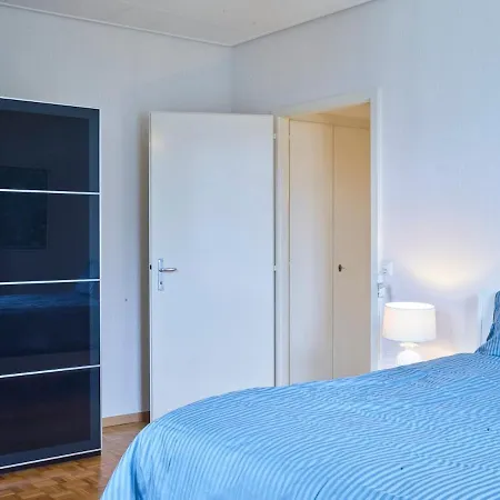 65 Sqm Center *